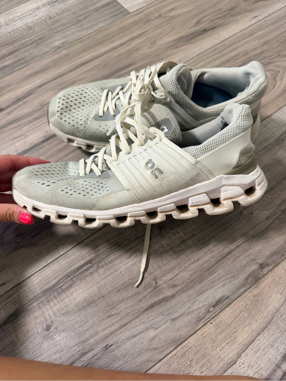 On Cloud Lightweight Running Sneakers in Light Gray/Off-White